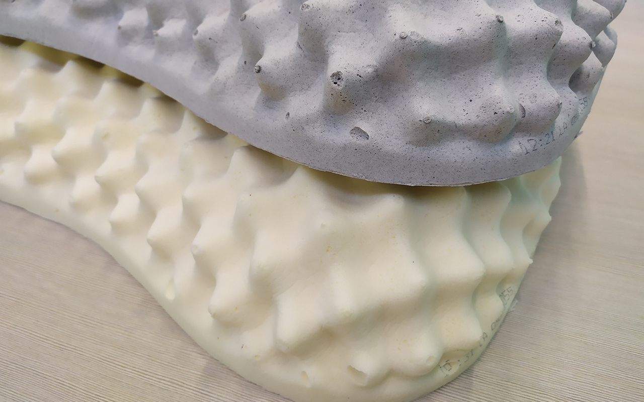 Liena Угольная вега массажная фото 14